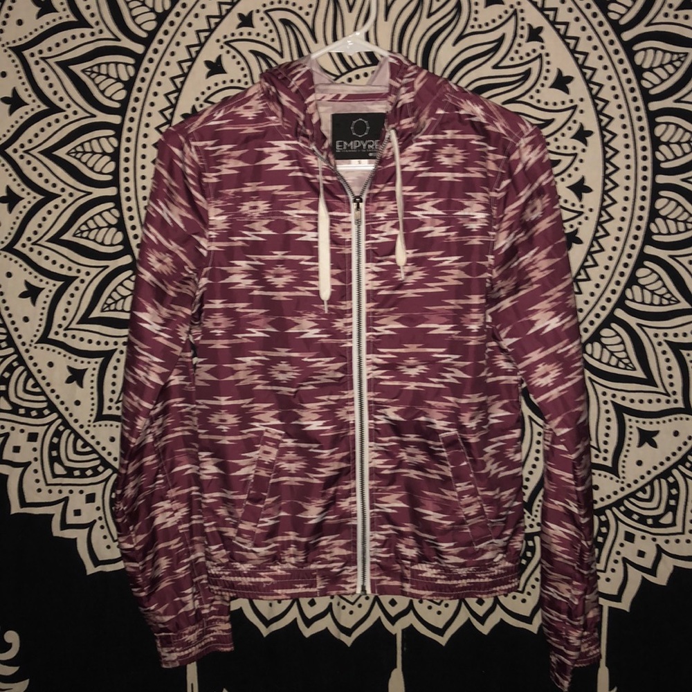 Windbreaker zip up jacket w hood